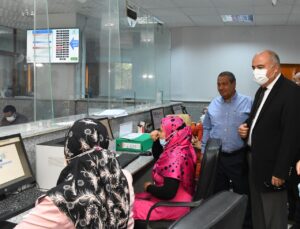 محافظ قنا يتفقد المشروعات الخدمية بمدينة قفط 51 - جريدة المساء
