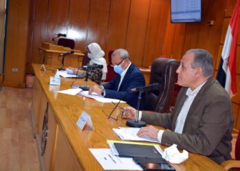 "الهجان" يشدد على سرعة الانتهاء من مشروعات الخطة الاستثمارية 24 - جريدة المساء