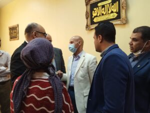 ضمن المبادرة الرئاسية نور حياة.. وكيل وزارة الصحة بالشرقية يتفقد القافلة الطبية لمرضي العيون 23 - جريدة المساء