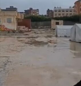 سكان خيم الايواء بمسيري الإسكندرية .. يطلبون نقلهم لمساكن آمنة لحمايتهم من الامطار 21 - جريدة المساء