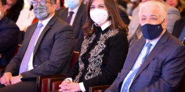 وزراء الهجرة والسياحة والتعليم يشهدون استعراض استراتيجية جديدة للتواصل مع المصريين بالخارج 2 - جريدة المساء وزراء الهجرة والسياحة والتعليم يشهدون استعراض استراتيجية جديدة للتواصل مع المصريين بالخارج 1 - جريدة المساء