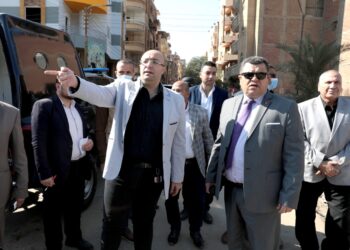 محافظ بنى سويف: العمل خارج الصندوق لدعم جهود التطوير .. ومنع عودة الأسواق العشوائية لشارع ترعة البوصة  17 - جريدة المساء