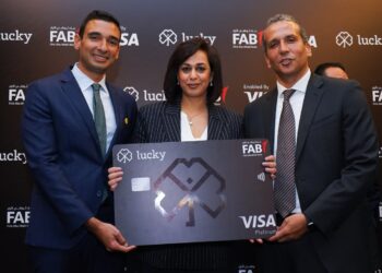 بروتوكول تعاون بين لاكي إيجيبت وبنك أبوظبي الأول وفيزا لإطلاق بطاقة لاكي فيزا البلاتينية الائتمانية 28 - جريدة المساء
