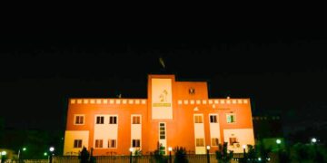 "قومى المرأة" يضيء مقره باللون البرتقالى 1 - جريدة المساء