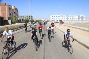 جامعة جنوب الوادى تنظم الماراثون الأول للدراجات بمدينة قنا الجديدة 31 - جريدة المساء