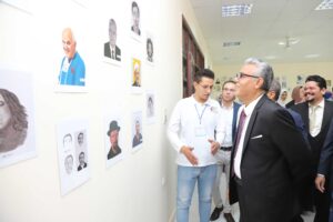 رئيس جامعة جنوب الوادى يشهد حفل استقبال الطلاب الجدد بكلية الطب البيطرى 30 - جريدة المساء