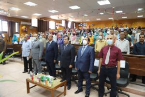 رئيس جامعة جنوب الوادى يشهد حفل استقبال الطلاب الجدد بكلية الطب البيطرى 38 - جريدة المساء