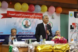 رئيس جامعة جنوب الوادى يشهد حفل استقبال الطلاب الجدد بكلية الطب البيطرى 46 - جريدة المساء