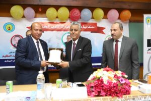 رئيس جامعة جنوب الوادى يشهد حفل استقبال الطلاب الجدد بكلية الطب البيطرى 20 - جريدة المساء