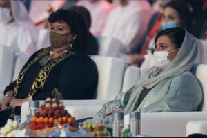 الشيخ القاسمى يفتتح فعاليات الدورة 40 لمعرض الشارقة للكتاب ومصر تحصد جائزتين 20 - جريدة المساء