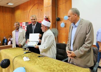 ندوة دينية فى احتفالية كلية التجارة بقنا بالمولد النبوى الشريف 31 - جريدة المساء