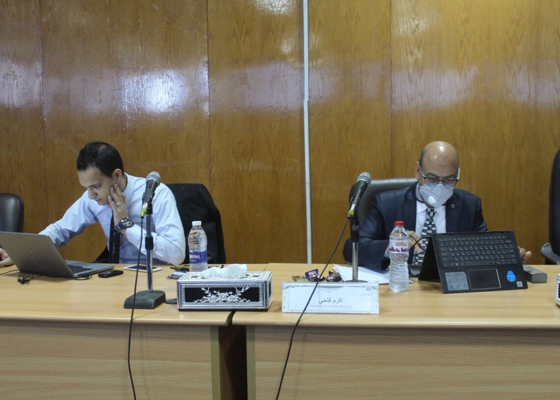 انطلاق البرنامج التدريبى على نظام "ابن الهيثم" بجامعة جنوب الوادى 19 - جريدة المساء انطلاق البرنامج التدريبى على نظام "ابن الهيثم" بجامعة جنوب الوادى 18 - جريدة المساء