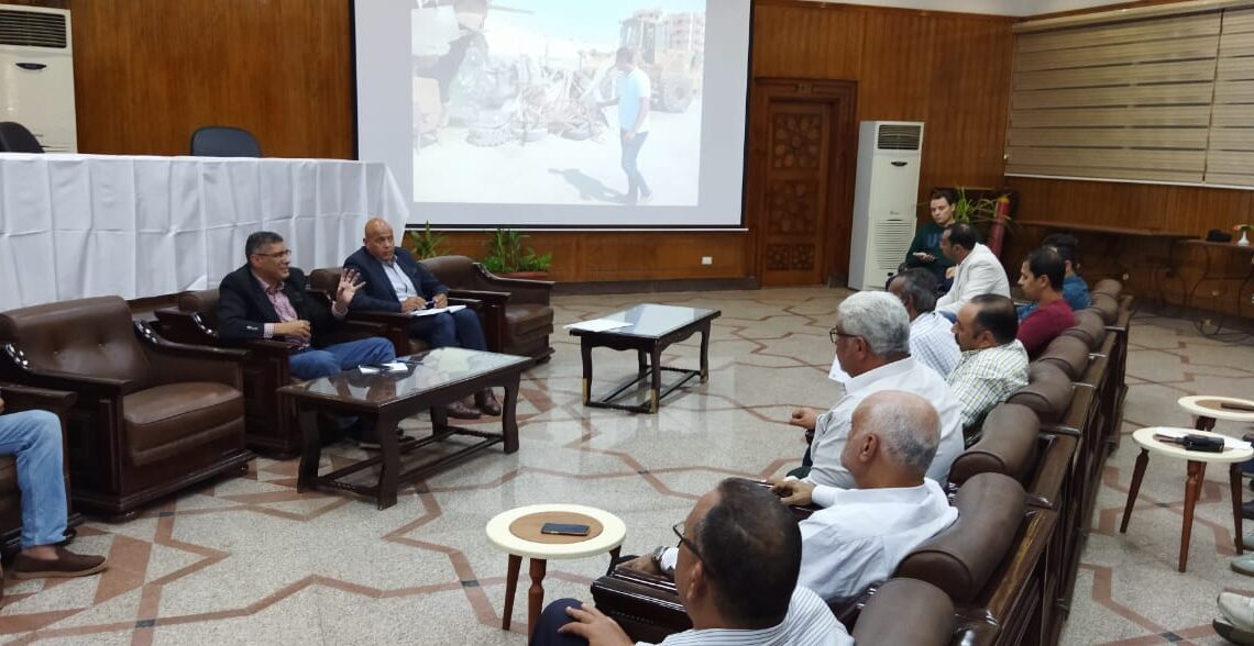 رئيس "6 أكتوبر" يبحث مقترحات وشكاوى سكان بعض أحياء المدينة 19 - جريدة المساء