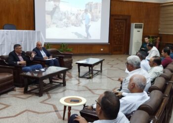 رئيس "6 أكتوبر" يبحث مقترحات وشكاوى سكان بعض أحياء المدينة 24 - جريدة المساء