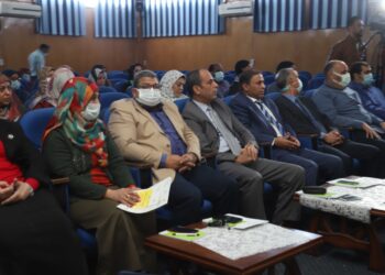 جامعة جنوب الوادى تعقد ندوة حول برنامج دعم الشركات الناشئة والمتوسطة 21 - جريدة المساء