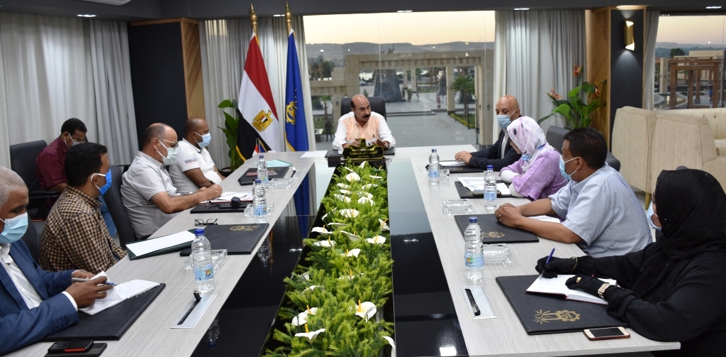 محافظ أسوان طرح 4 غابات شجرية للاستثمار بمساحة 3387 فدان 15 - جريدة المساء