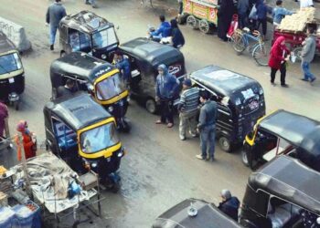 القومى للبحوث الاجتماعية" يناقش ظاهرة التوكتوك فى مصر.. والبحث فى مشكلاته المزمنة 21 - جريدة المساء