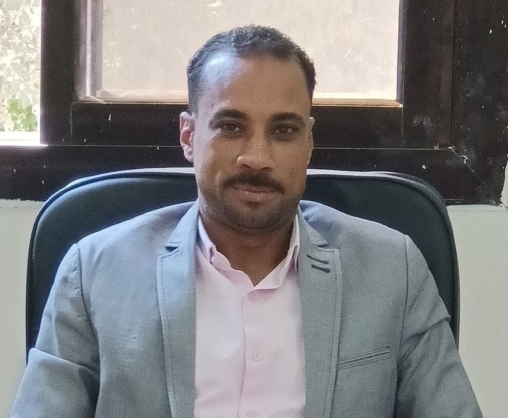 "السمان" يقود حملة مكبرة لإزالة مخلفات الرى بقرية البحرى قمولا بقنا .. صور 16 - جريدة المساء المهندس ربيع منصور السمان، رئيس الوحدة المحلية لقرية البحرى قمولا