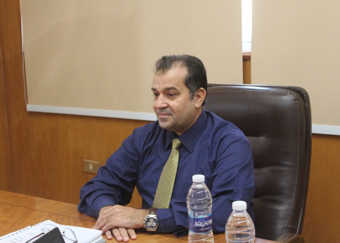 تدشين تطبيق "مستحقاتي" بجامعة جنوب الوادي 18 - جريدة المساء الدكتور احمد عكاوي