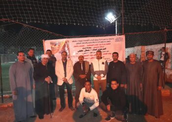 مركز شباب "الأوسط قمولا" بقنا ينظم دورة خماسية فى كرة القدم .. صور 27 - جريدة المساء