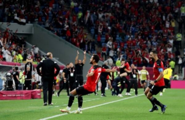 مصر تعبر عقبة الأردن إلى نصف نهائي كأس العرب 20 - جريدة المساء مصر تعبر عقبة الأردن إلى نصف نهائي كأس العرب 19 - جريدة المساء
