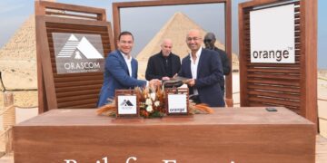 تطوير خدمات الاتصالات للزائرين بمنطقة الأهرامات بالجيزة 1 - جريدة المساء