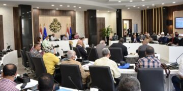 محافظ أسوان: نسابق الزمن لإنجاز لمشروعات " حياة كريمة " 2 - جريدة المساء محافظ أسوان: نسابق الزمن لإنجاز لمشروعات " حياة كريمة " 1 - جريدة المساء