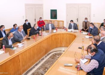 رئيس هيئة ميناء دمياط يعقد لقائه الدورى بممثلى الشركات والتوكيلات العاملة 17 - جريدة المساء