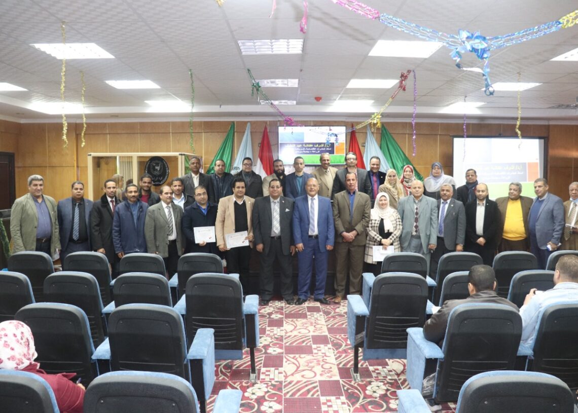 جامعة سوهاج تنظم يوم التميز العلمي في قطاعي الزراعة والطب البيطري 28 - جريدة المساء جامعة سوهاج تنظم يوم التميز العلمي في قطاعي الزراعة والطب البيطري 27 - جريدة المساء