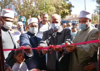 محافظ أسوان ينيب السكرتير العام لإفتتاح مسجد الفردوس بقرية أبو الريش قبلى 19 - جريدة المساء