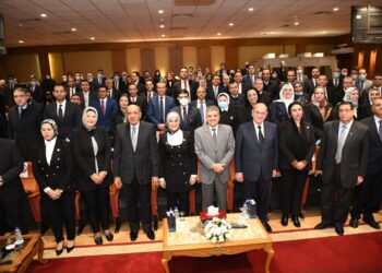 الفريق أسامة ربيع:محطات للمراقبة وجراجات على القناة الجديدة لمواجهة الطوارئ 16 - جريدة المساء