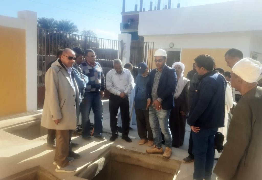 محافظ أسوان يكلف وحدة حياة كريمة بتلبية مطالب المواطنين بقرى ادفو 20 - جريدة المساء محافظ أسوان يكلف وحدة حياة كريمة بتلبية مطالب المواطنين بقرى ادفو 19 - جريدة المساء