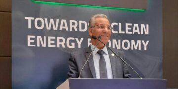 رئيس المجلس العربي للطاقة المستدامة يشارك في قمة عمان للهيدروجين الأخضر 2 - جريدة المساء رئيس المجلس العربي للطاقة المستدامة يشارك في قمة عمان للهيدروجين الأخضر 1 - جريدة المساء
