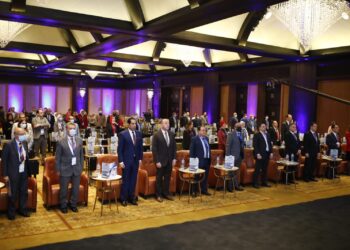 د. أحمد كامل: وضع رؤية مستقبلية للقطاع الصحي خلال فعاليات مؤتمر مصر الطبي في نسخته الأولى 22 - جريدة المساء