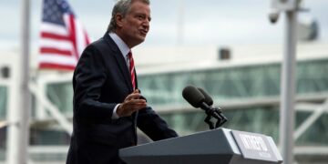 نيويورك  : لقاح كورونا شرط دخول المطاعم وأماكن الترفيه 1 - جريدة المساء