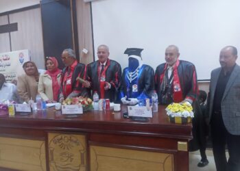 مناقشة أول رسالة ماجستير مكتوبة بلغة الهوسا علي مستوي الجامعات العربية بأسوان 28 - جريدة المساء