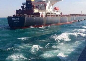 اغلاق بوغاز مينائى الاسكندرية والدخيلة. .. لسوء الأحوال الجوية 16 - جريدة المساء