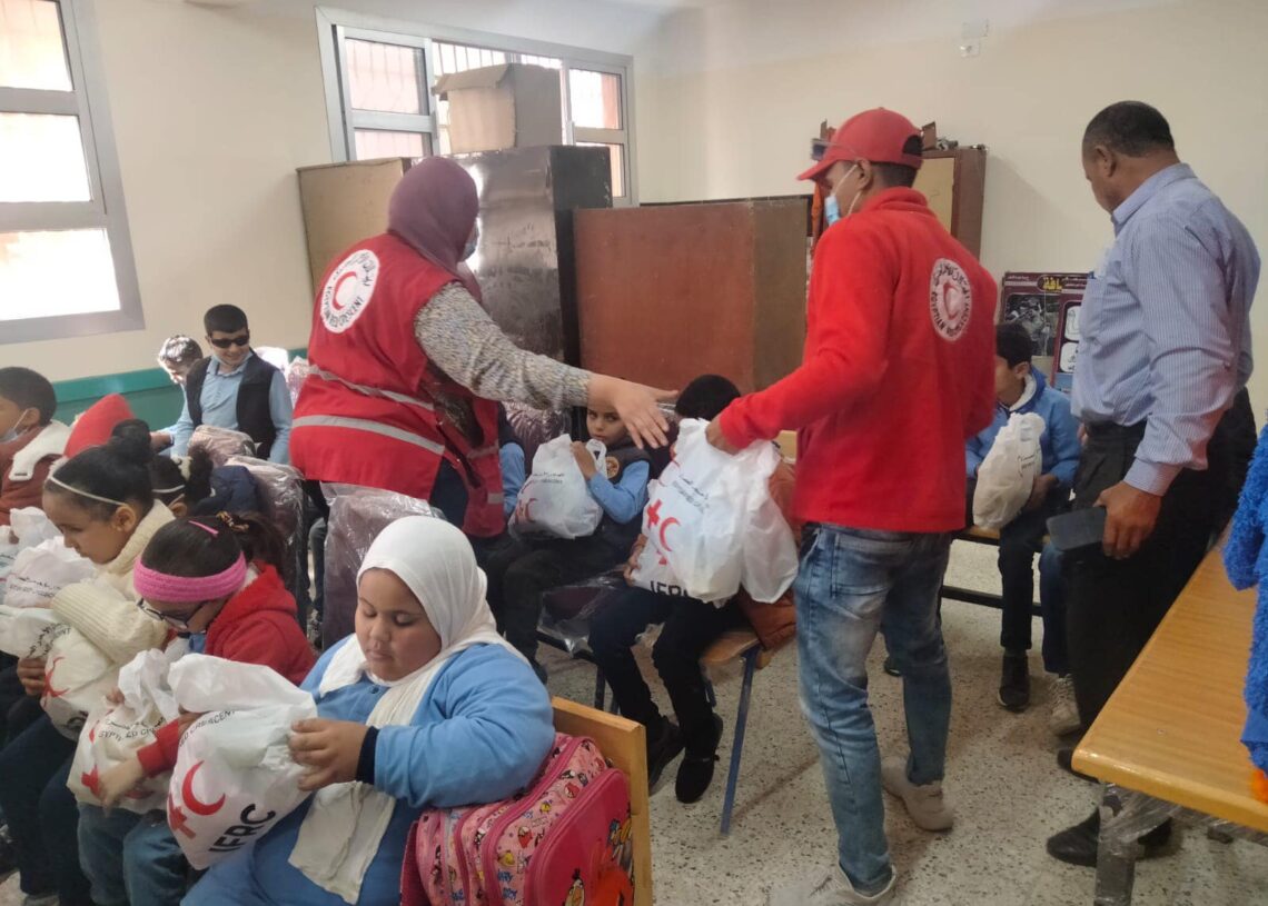 الهلال الأحمر ينظم قوافل طبية لطلاب المدارس من ذوى الإعاقة فى البحيرة 15 - جريدة المساء