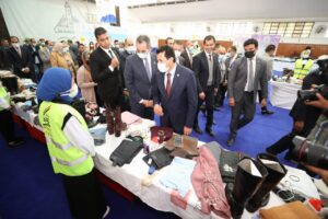 "تحيا مصر" يطلق المرحلة الثالثة من مبادرة "دكان الفرحة" بتوزيع مليون قطعة ملابس 21 - جريدة المساء