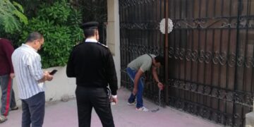 رئيس جهاز القاهرة الجديدة: تنفيذ قرارات تشميع وإزالة إشغالات وضبط مركبات "توك توك" بحملات جديدة بالمدينة 1 - جريدة المساء