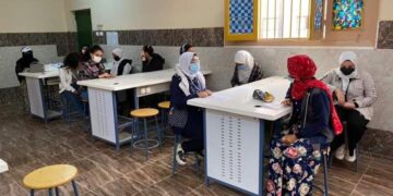 بدء تلقى طلاب المرحلة الثانوية لقاح فيروس كورونا بقنا 2 - جريدة المساء بدء تلقى طلاب المرحلة الثانوية لقاح فيروس كورونا بقنا 1 - جريدة المساء