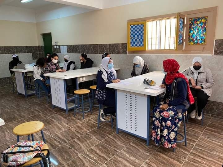 بدء تلقى طلاب المرحلة الثانوية لقاح فيروس كورونا بقنا 20 - جريدة المساء بدء تلقى طلاب المرحلة الثانوية لقاح فيروس كورونا بقنا 19 - جريدة المساء