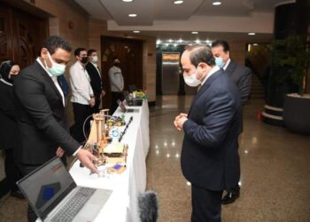 رئيس وأعضاء هيئة التدريس بجامعة كفر الشيخ.. كل الشكر للرئيس السيسي لزيارته التاريخية 31 - جريدة المساء