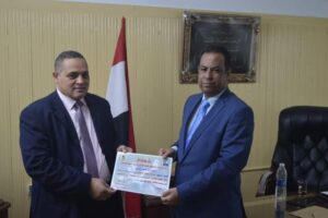 تكريم المشاركين فى دورات مركز التحكيم بكلية الحقوق بقنا .. صور 21 - جريدة المساء