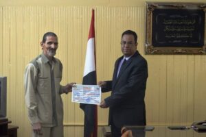 تكريم المشاركين فى دورات مركز التحكيم بكلية الحقوق بقنا .. صور 29 - جريدة المساء