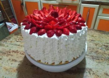 تورتة الفراولة لاحتفالات رأس السنة 24 - جريدة المساء