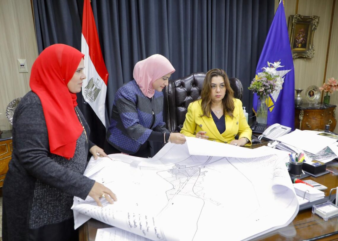 اعتماد المخطط الإستراتيجي.. لكفر البطيخ محافظ دمياط : يمنع البناء العشوائى.. و يراعي معايير شبكات الطرق 18 - جريدة المساء