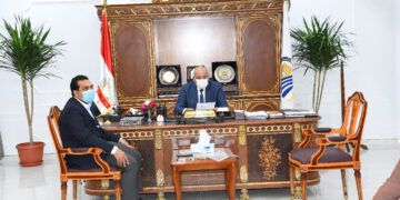 محافظ قنا يناقش خطة تنفيذ البنية التحتية لمدينة الأمل 1 - جريدة المساء