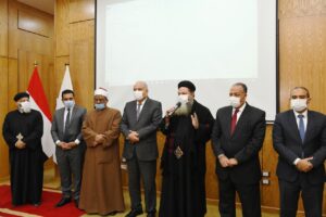 لإعلائهم قيم التآخى والوحدة الوطنية .. محافظ قنا يكرم ٣ من رجال الدين الإسلامى والمسيحى 25 - جريدة المساء