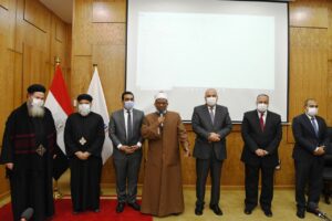 لإعلائهم قيم التآخى والوحدة الوطنية .. محافظ قنا يكرم ٣ من رجال الدين الإسلامى والمسيحى 27 - جريدة المساء